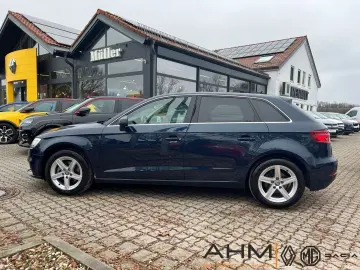 AUDI A3 Sportback 30 TFSI Assistenz-Paket LED SHZ