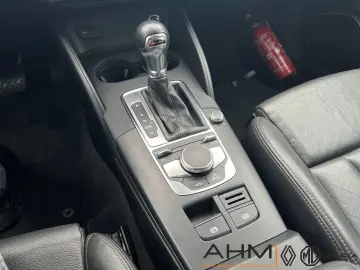 AUDI A3 Sportback 30 TFSI Assistenz-Paket LED SHZ