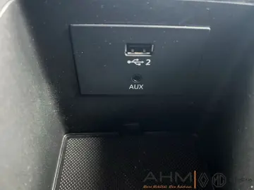 AUDI A3 Sportback 30 TFSI Assistenz-Paket LED SHZ