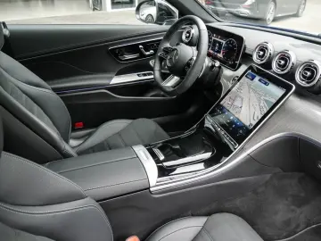 MERCEDES-BENZ CLE 180 Coupé AMG BURM NIGHT AMBIENTE MBUX SHZ