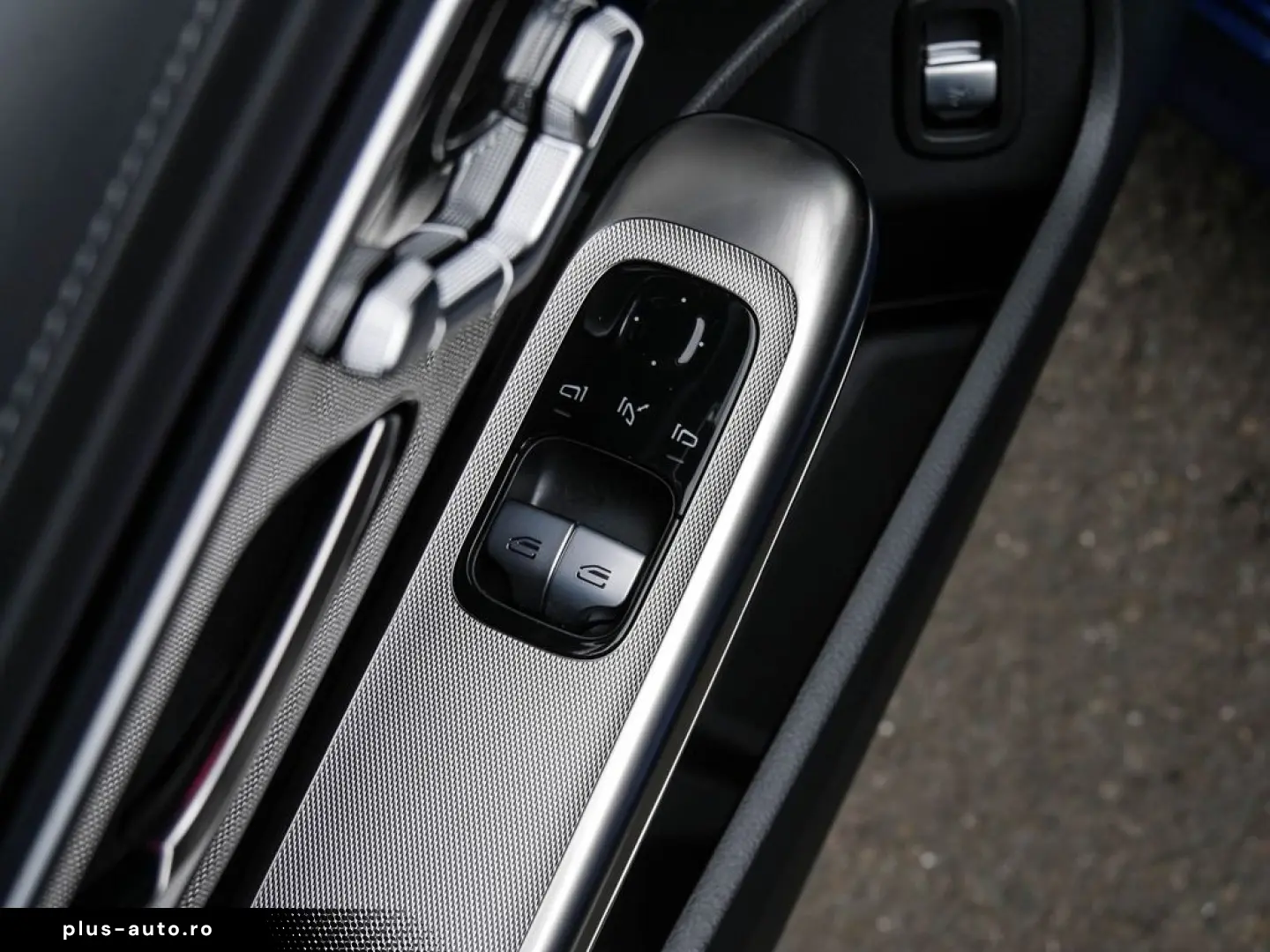 MERCEDES-BENZ CLE 180 Coupé AMG BURM NIGHT AMBIENTE MBUX SHZ