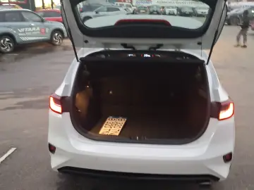 Kia Ceed Cee'd 1.4 GSL Best