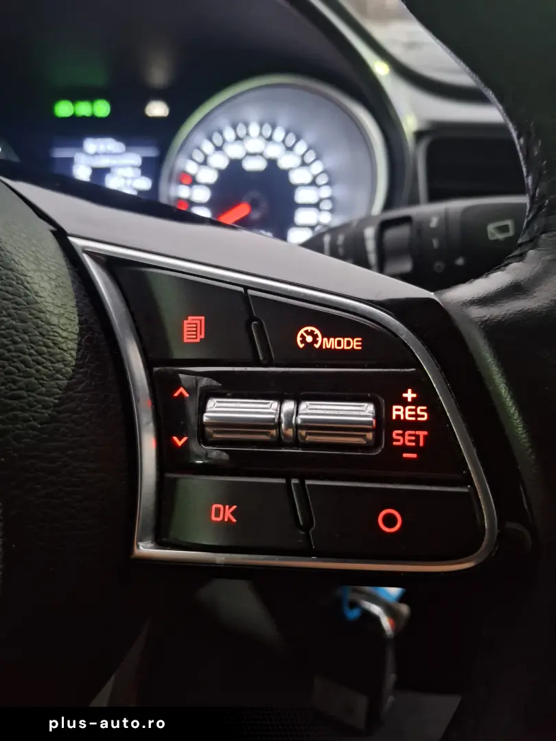 Kia Ceed Cee'd 1.4 GSL Best