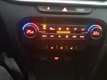 Kia Ceed Cee'd 1.4 GSL Best