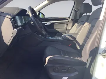 VW Touareg 3.0 V6 TDI 4M