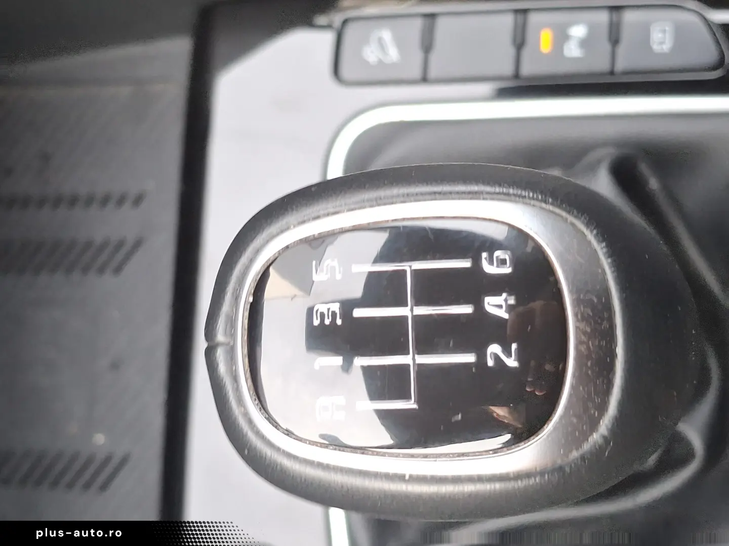 Kia Sportage 1.6 T-GDI MHEV 6MT 4x2 GT Line