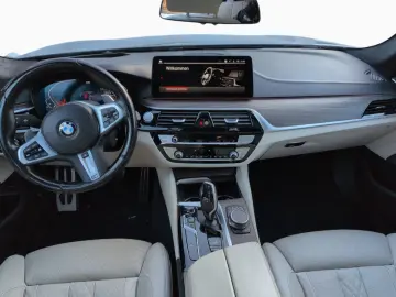 BMW 540i xD Limo M SPORT LivPro St&Go GSD H K KomfSi