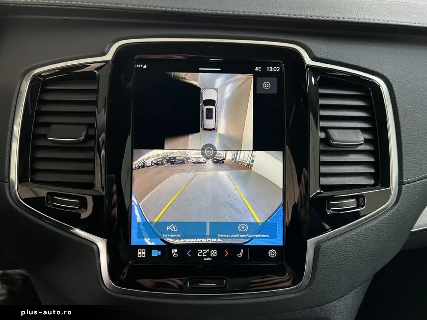 VOLVO XC90 T8 AWD Plug-in Hybrid Ultra-Dark