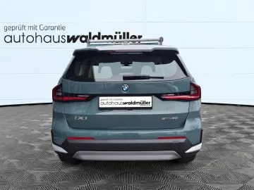 BMW iX1 xDrive30