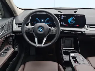 BMW iX1 xDrive30
