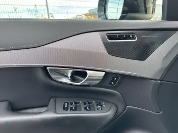 VOLVO XC90 B5 AWD Plus Bright 360  ACC PANO