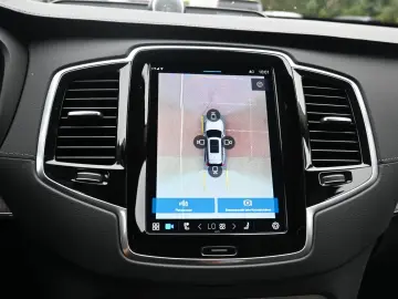 VOLVO XC90 B5 AWD Ultimate Dark  HUD B&W LUFT MASS