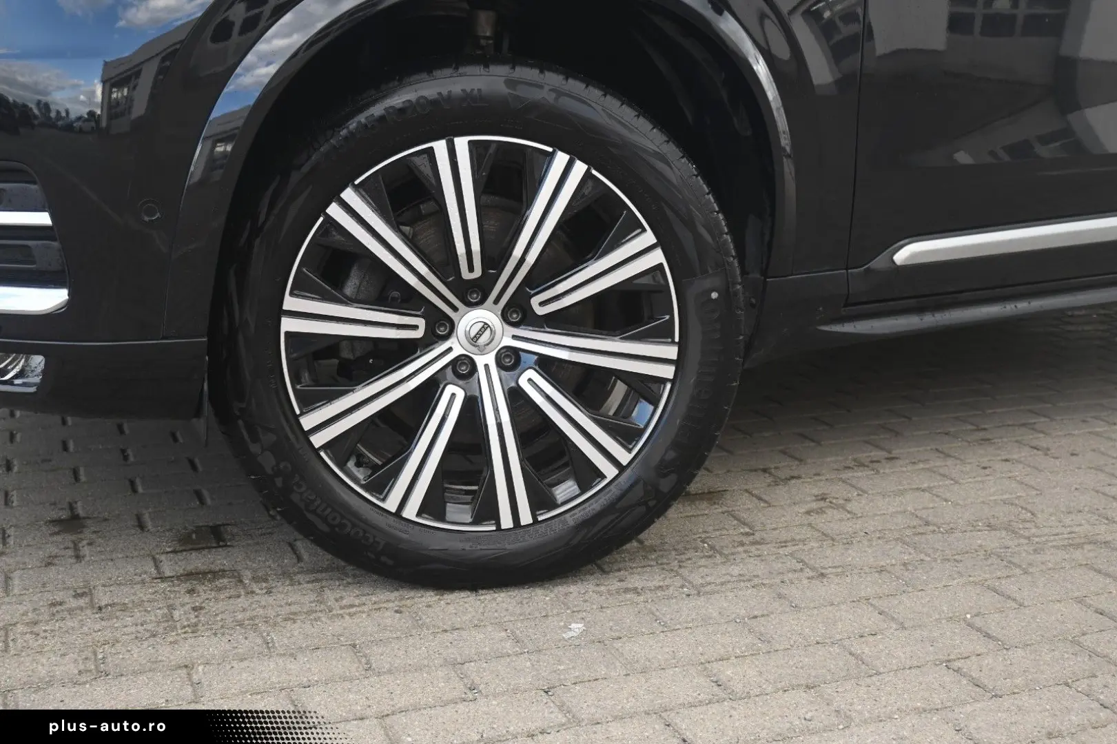 VOLVO XC90 B5 Ultimate Bright AWD MASS LUFT BW HUD