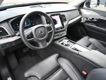 VOLVO XC90 B5 Ultimate Bright AWD MASS LUFT BW HUD