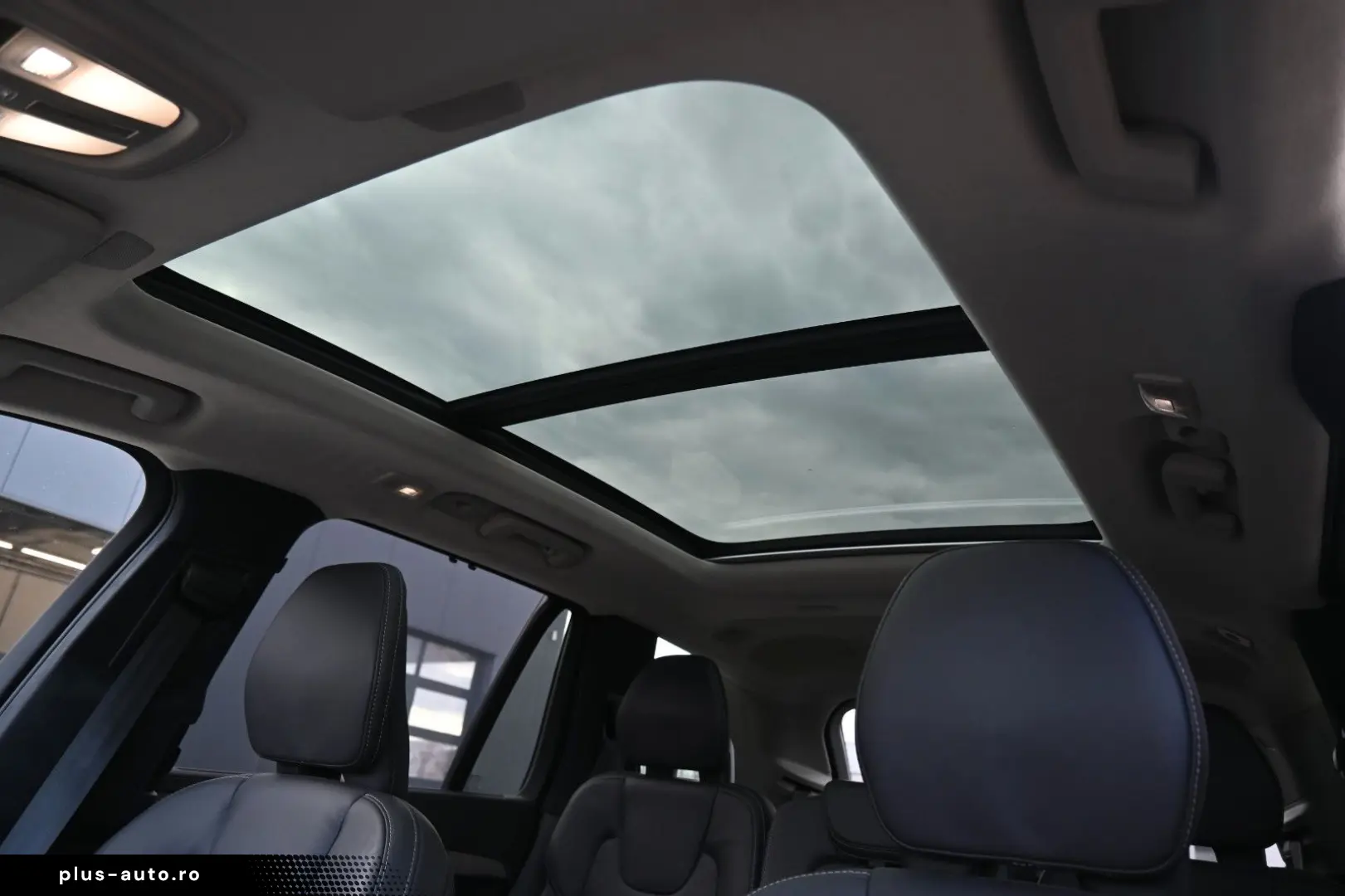 VOLVO XC90 B5 Ultimate Bright AWD MASS LUFT BW HUD