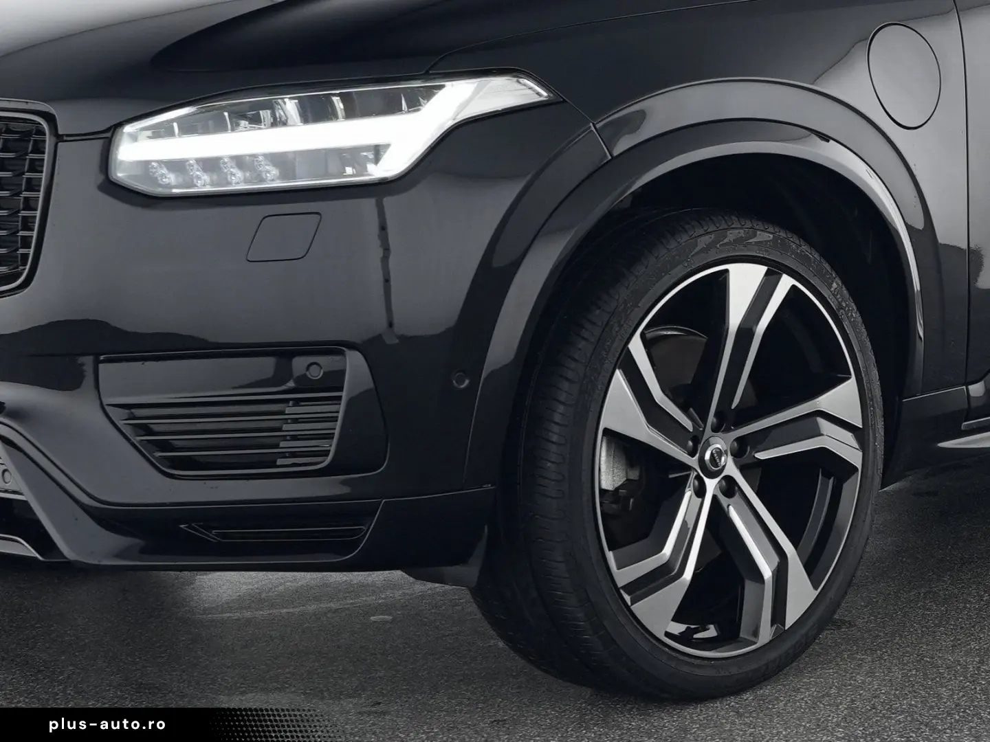 VOLVO XC90 T8 Recharge AWD Ultimate Dark 22  360