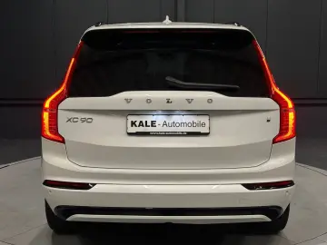 VOLVO XC90 Ultra Dark Recharge AWD B&W 7-SITZE