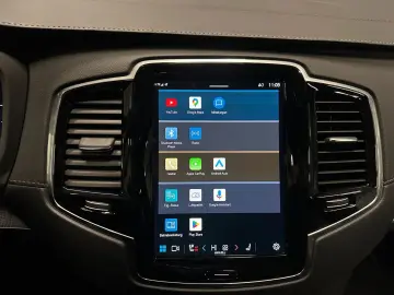 VOLVO XC90 Ultra Dark Recharge AWD B&W 7-SITZE