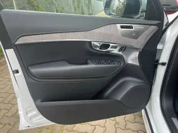 VOLVO XC90 B5 Diesel AWD Ultimate Dark