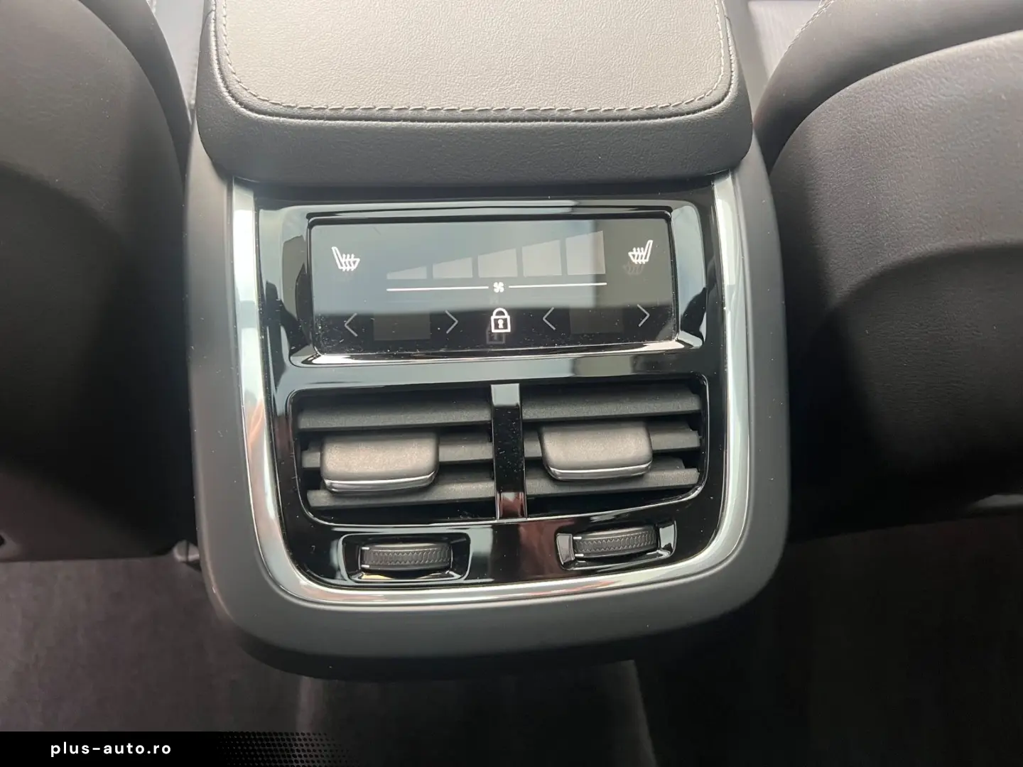 VOLVO XC90 B5 Diesel AWD Ultimate Dark