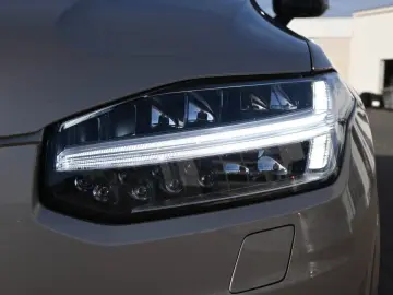 VOLVO XC90 T8 AWD Ultimate Dark 360  LUFT