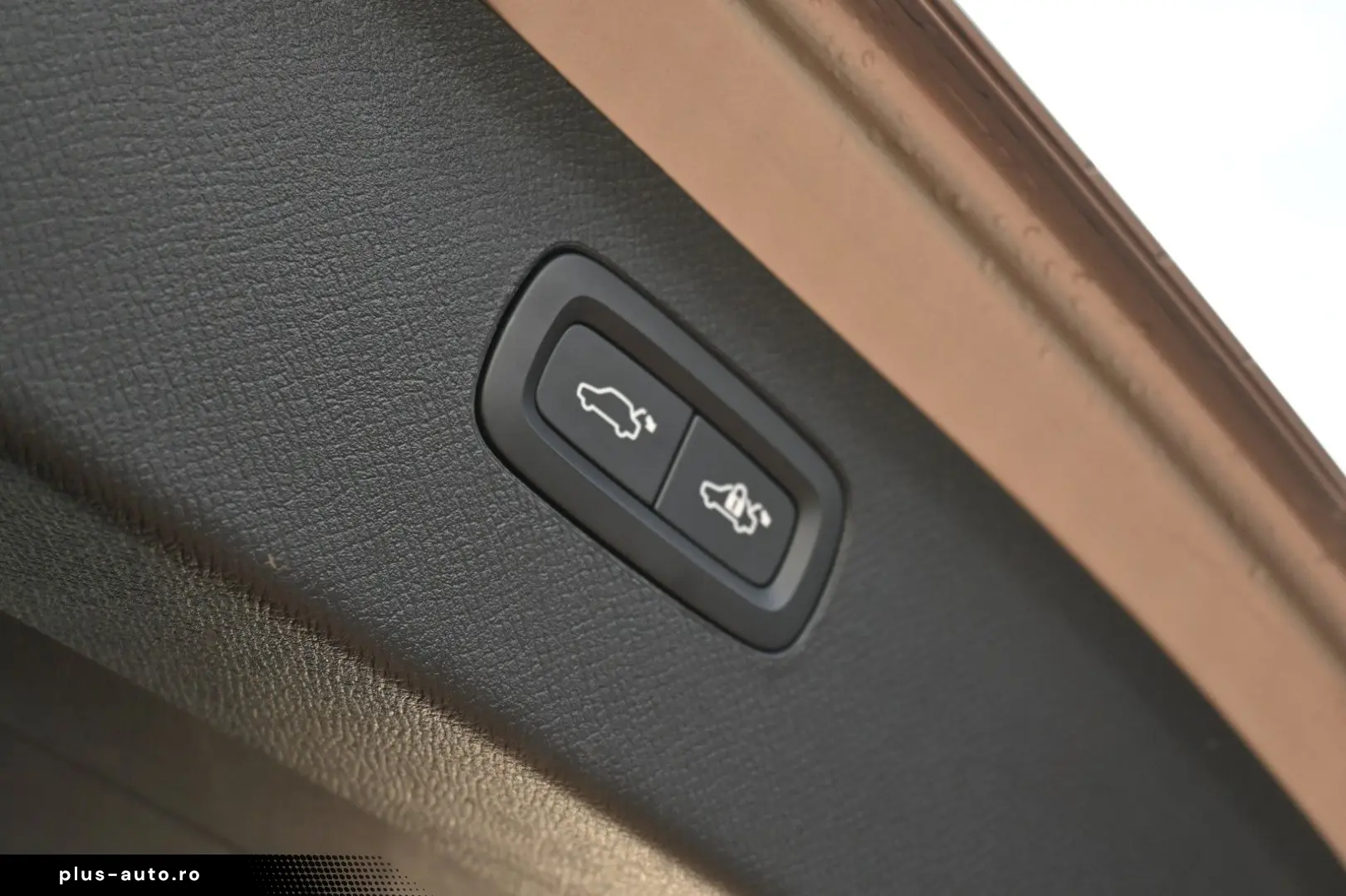 VOLVO XC90 T8 AWD Ultimate Dark 360  LUFT