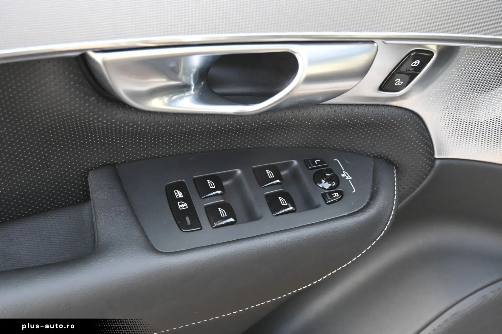 VOLVO XC90 T8 AWD Ultimate Dark 360  LUFT