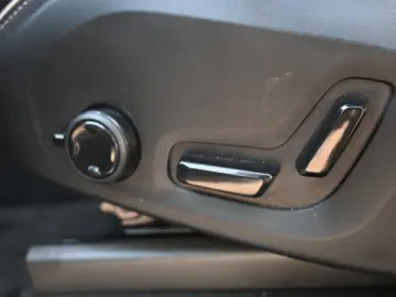 VOLVO XC90 T8 AWD Ultimate Dark 360  LUFT