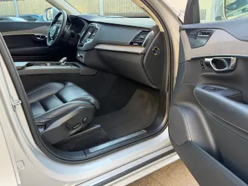 VOLVO XC90 T8 Ultimate MEGAVOLL