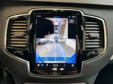 VOLVO XC90 T8 AWD Recharge Ultimate-Dark B&W 360