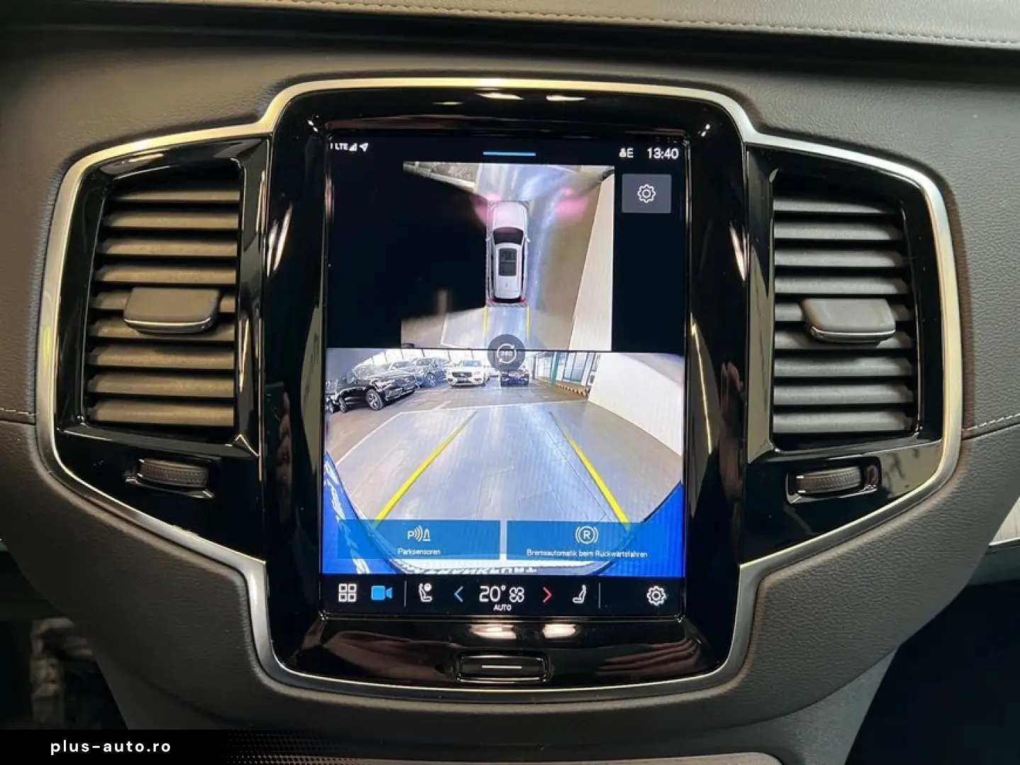 VOLVO XC90 T8 AWD Recharge Ultimate-Dark B&W 360