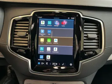 VOLVO XC90 T8 AWD Recharge Ultimate-Dark B&W 360