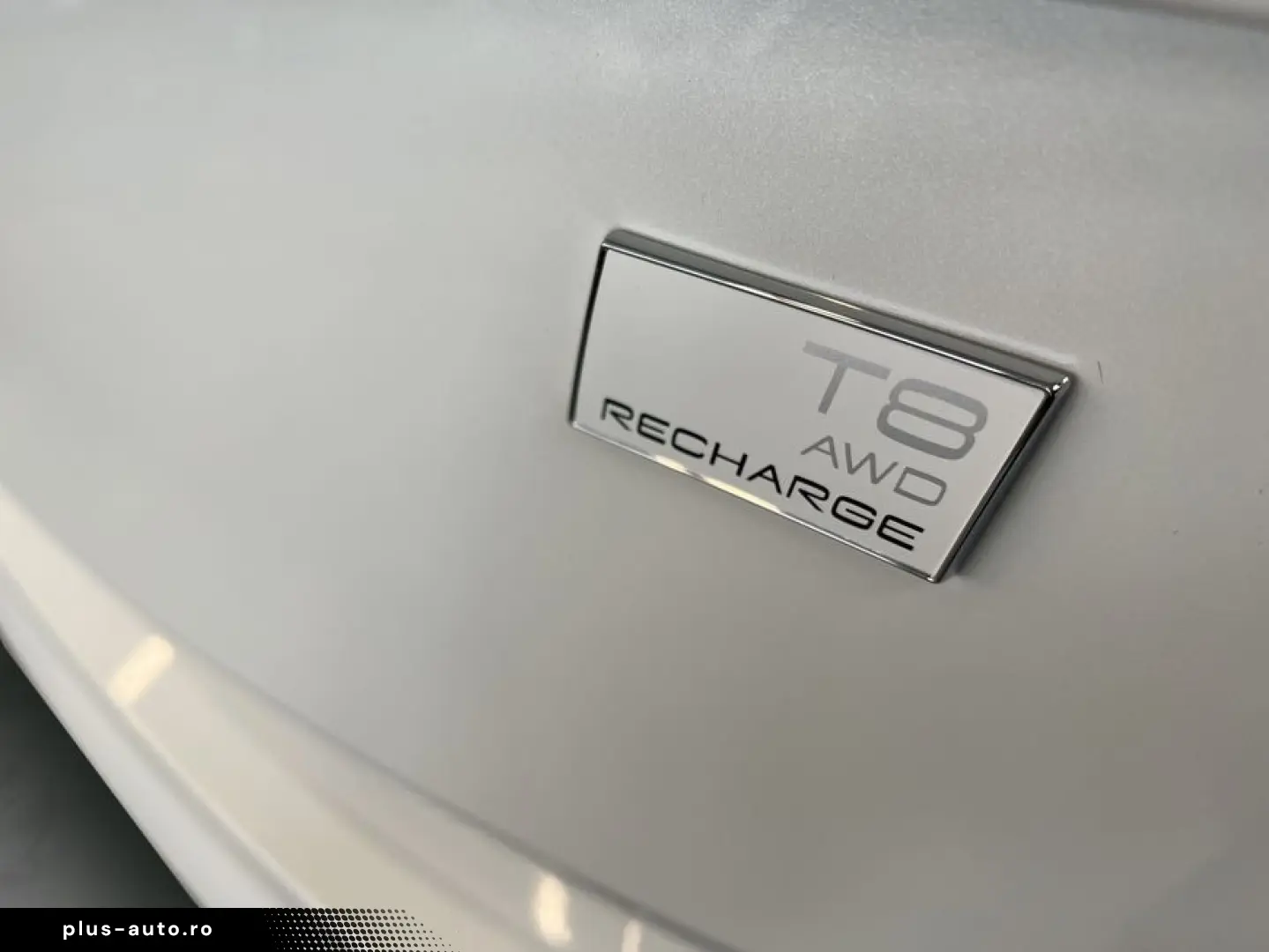 VOLVO XC90 T8 AWD Recharge Ultimate-Dark B&W 360