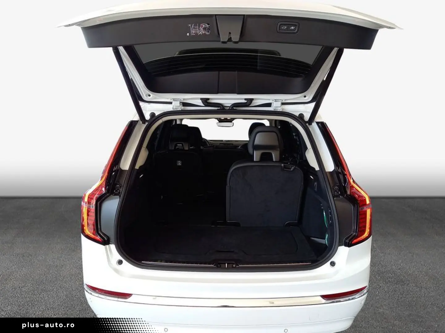 VOLVO XC90 B5 B AWD Plus Bright