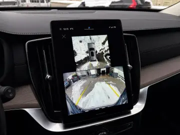 VOLVO XC90 B5 Facelift AWD Plus Bright 360 PANO H&K