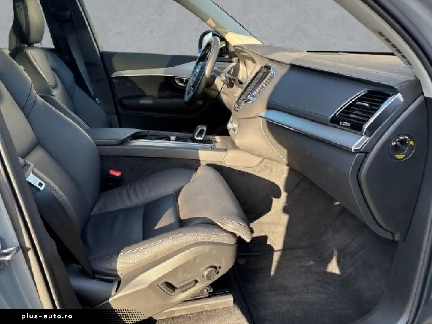 VOLVO XC90 Plus Dark T8 AWD 7-Sitzer