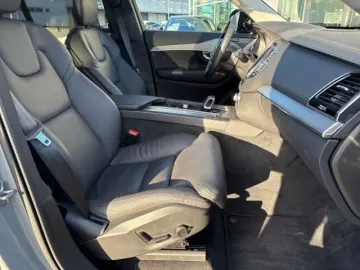 VOLVO XC90 Plus Dark T8 AWD 7-Sitzer