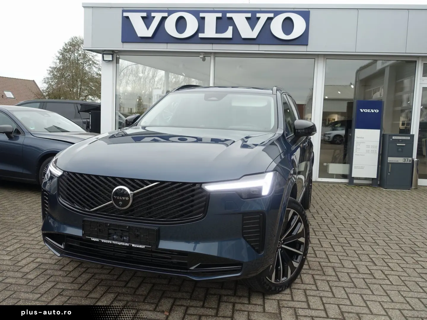 VOLVO XC90 T8 Dark AWD B&W HeadUP Pano 360  FourC