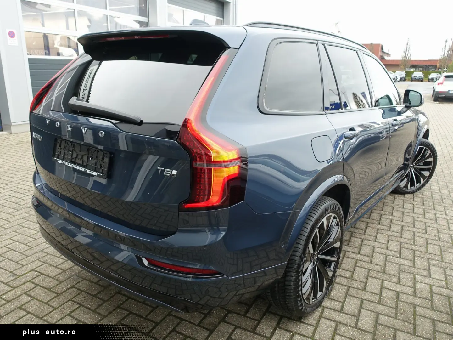 VOLVO XC90 T8 Dark AWD B&W HeadUP Pano 360  FourC
