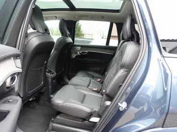 VOLVO XC90 T8 Dark AWD B&W HeadUP Pano 360  FourC