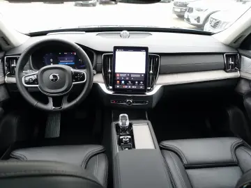 VOLVO XC90 T8 Dark AWD B&W HeadUP Pano 360  FourC