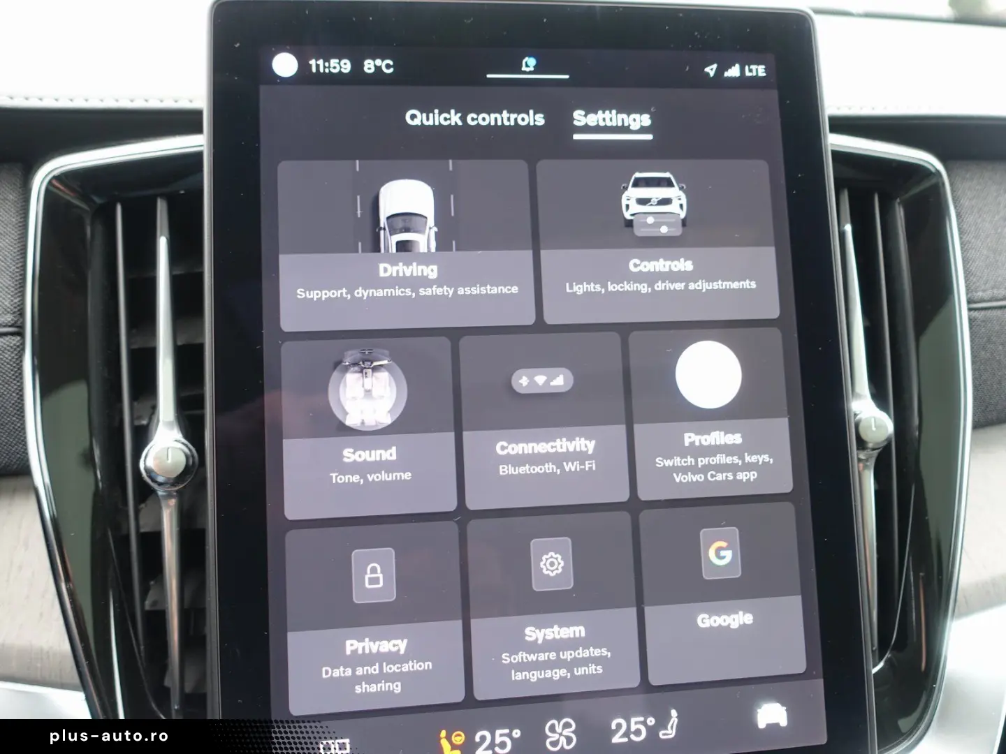 VOLVO XC90 T8 Dark AWD B&W HeadUP Pano 360  FourC