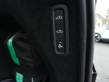 VOLVO XC90 T8 Dark AWD B&W HeadUP Pano 360  FourC