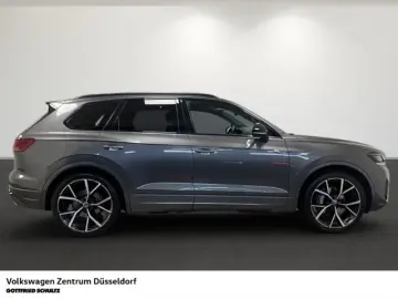 VW Touareg R-Line 3.0 TDI DSG 4Motion