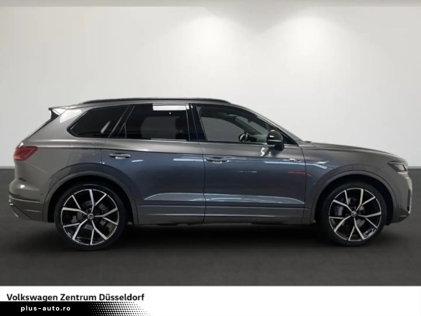 VW Touareg R-Line 3.0 TDI DSG 4Motion