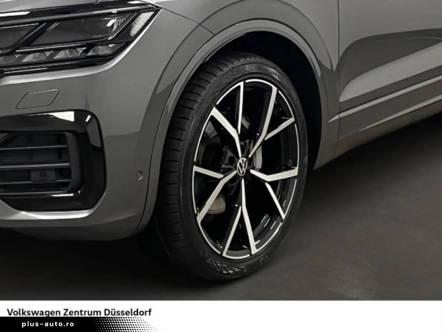VW Touareg R-Line 3.0 TDI DSG 4Motion