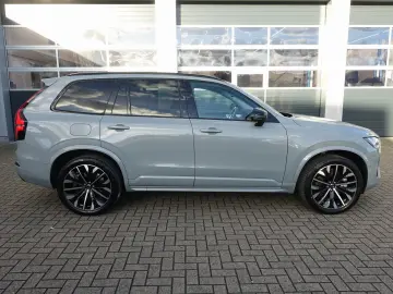 VOLVO XC90 Plus T8 AWD Plug-in Hybrid FourC Pano