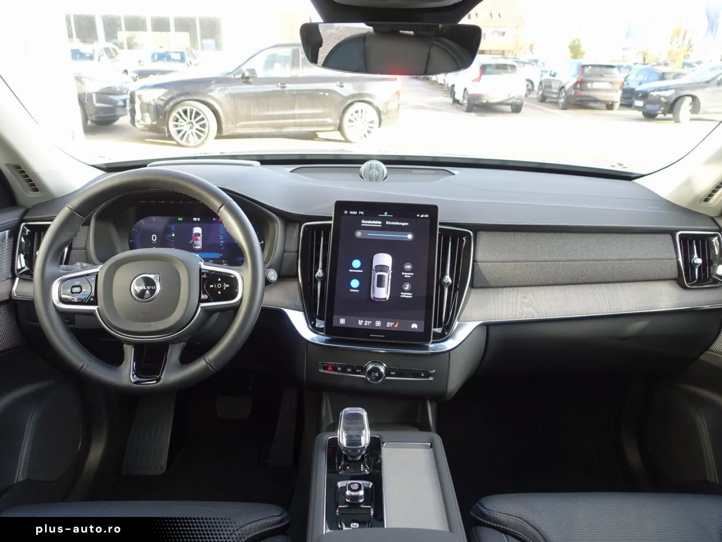 VOLVO XC90 Plus T8 AWD Plug-in Hybrid FourC Pano