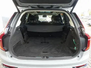 VOLVO XC90 Plus T8 AWD Plug-in Hybrid FourC Pano