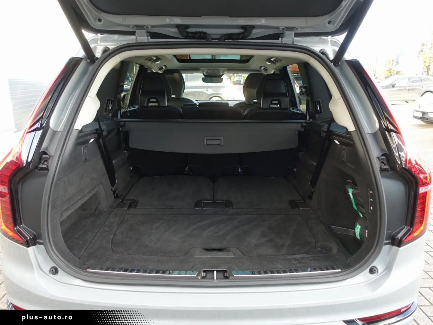 VOLVO XC90 Plus T8 AWD Plug-in Hybrid FourC Pano